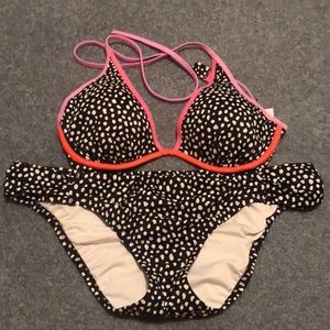 Victoria’s Secret pebble and neon bikini